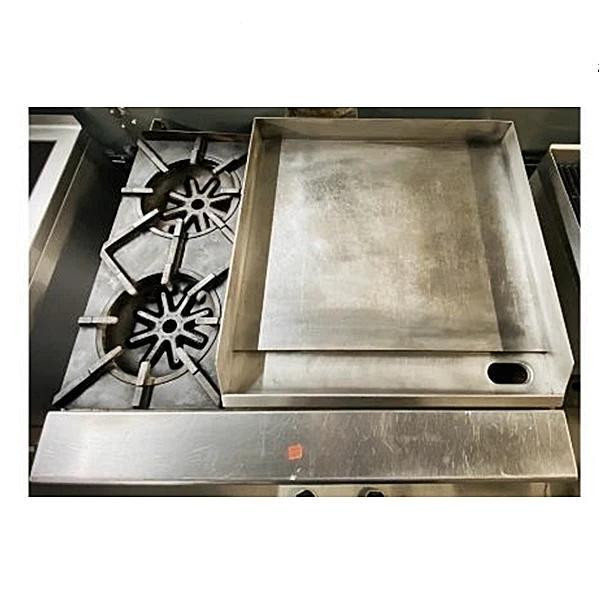 37 inch USED Southbend Range with 2 Open Burners 24” Griddle FOR01433 in Industrial Kitchen Supplies - Image 2