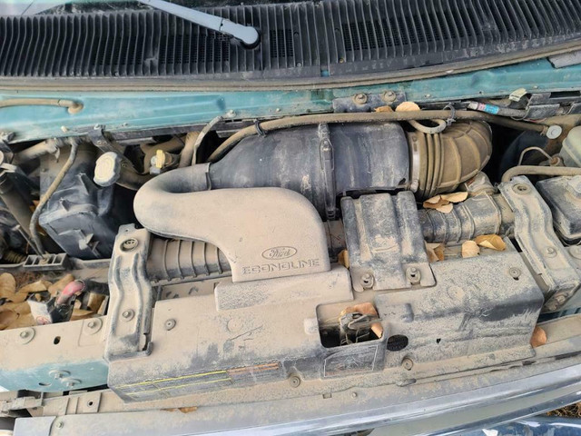 Ford E350 E250 Van Engine Ford F250 F250 Engine Vin L With Warranty Low Km in Engine & Engine Parts - Image 3