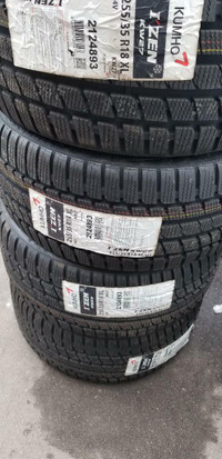 BRAND NEW WITH LABELS  HIGH PERFORMANCE   KUMHO   255     /  35 /  18  WINTER  TIRE SET OF FOUR.