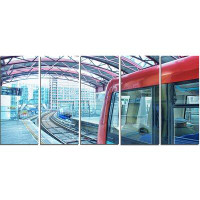 Design Art 'Departing London Subway Train' 5 Piece Photographic Print on Wrapped Canvas Set