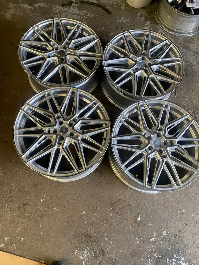 FOUR LIKE NEW 22 INCH VOSSEN HF7 HYBRID FORGED 5X112 $2999   22X9  5X112  +32  MERCEDES E CLASS S CLASS CLS SLK  GLK GLA in Tires & Rims in Toronto (GTA)