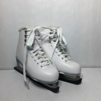 Jackson Youth Figure Skates - Size 13J - Pre-owned - YV7E2Y