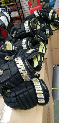 Hockey &amp; Lacrosse Glove Repalming for Individuals and Teams