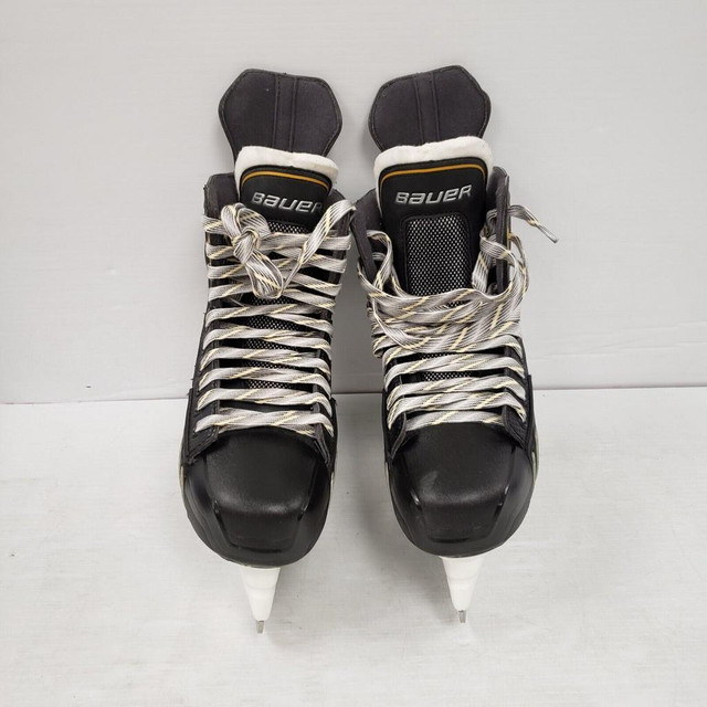 (40195-1) Reebok Supreme One Skates - Size 8 in Skates & Blades in Alberta - Image 2