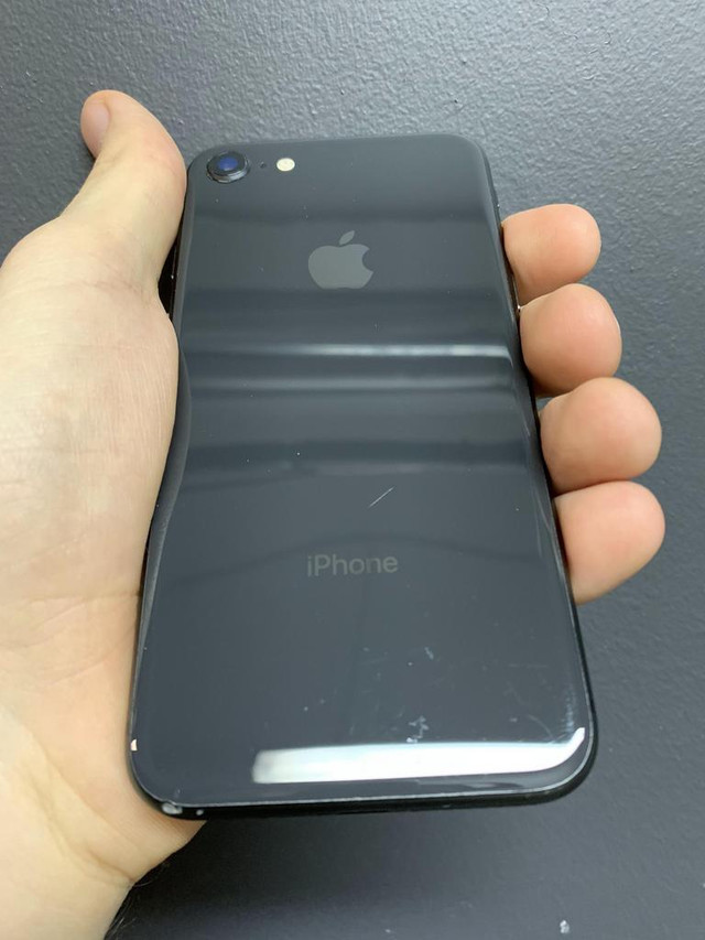 iPhone 8 256 GB Unlocked -- Buy from a trusted source (with 5-star customer service!) in Cell Phones in Calgary - Image 4