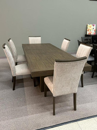 Solidwood Dining Room Set on Discount!!