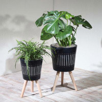 George Oliver Set Of 2 Planter With Wood Legs