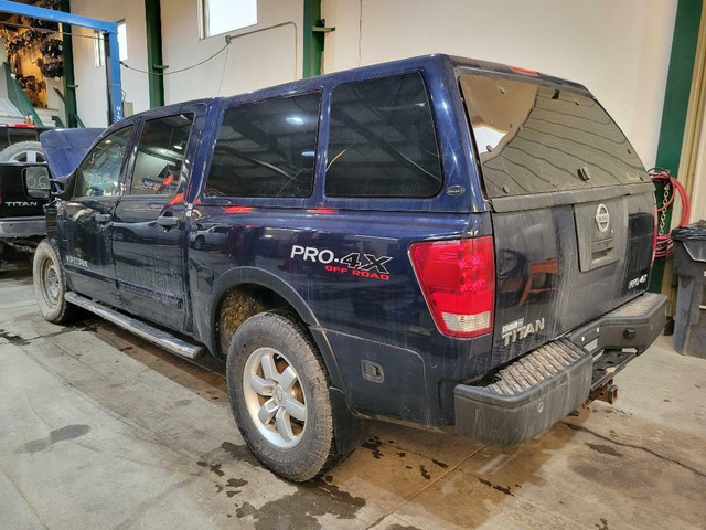 PARTING OUT NISSAN TITAN in Auto Body Parts in Alberta - Image 2