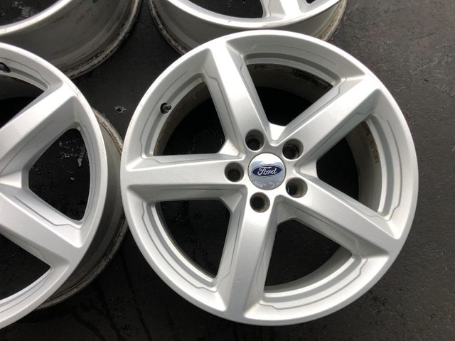 Mags 18 po FORD EXPLORER - Bolt pattern: 5x114.3 in Tires & Rims in Greater Montréal - Image 2