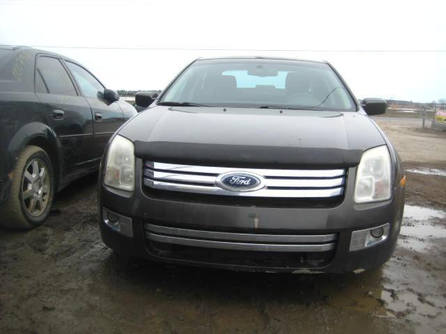 2006 2007 Ford Fusion 2.0L Automatic pour piece # for parts # part out in Auto Body Parts in Québec