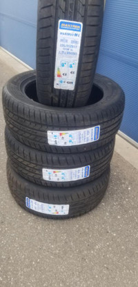 BRAND NEW WITH LABELS ULTRA HIGH PERFORMANCE MAXTREK   225   / 55 / 17 ALL SEASON   TIRE SET OF FOUR.