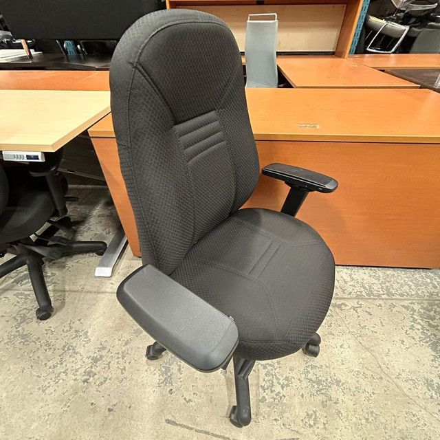 Global Obusforme Comfort 1261-3 - Obusforme Comfort Chair-Excellent Condition-Call us now! in Chairs & Recliners in Toronto (GTA) - Image 3