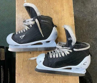 Used Graf DM1050 Goalie Skates Senior Size 8D