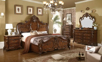 Luxury Look Bedroom Set at Lowest Price !!