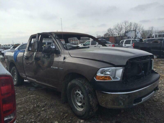 Parting out 2009-2016 Dodge Ram 1500 HEMI 5.7L in Auto Body Parts in Calgary