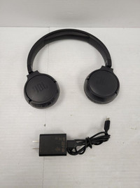 (53879-1) JBL Tune 660NC Headphones