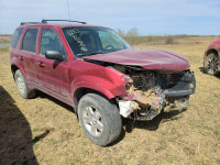 Parting out WRECKING: 2006 Ford Escape SUV Parts