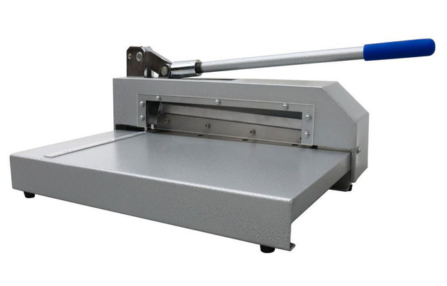 Metal Plate Cutter Circuit Board/Aluminum/Iron/Copper/Sheet Cutting Machine 010200 in Other Business & Industrial in Toronto (GTA) - Image 3