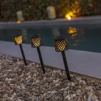 NewGarden Gretita Portable LED Garden Lamp, Wireless & Solar Battery