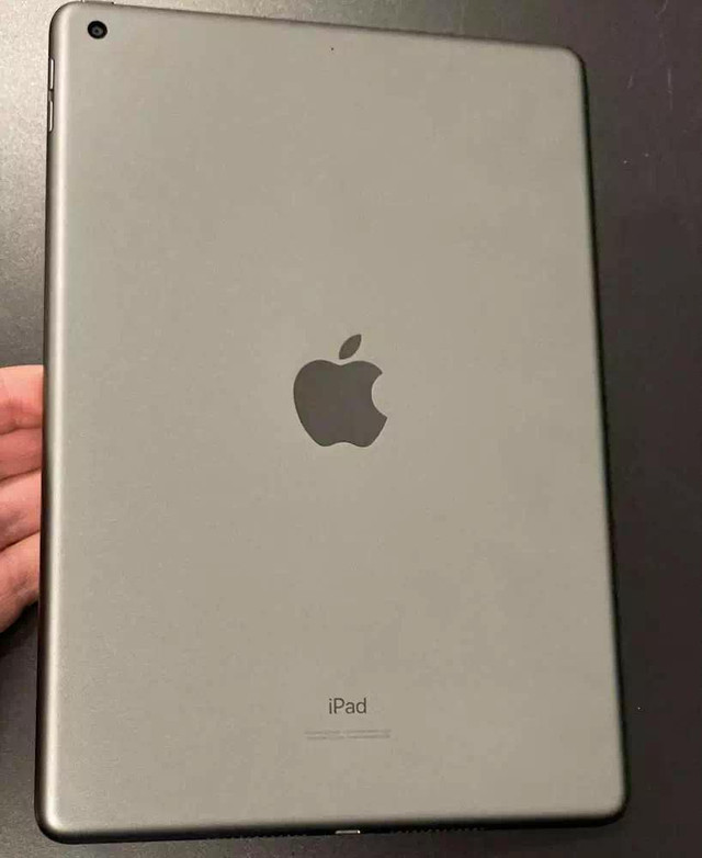 iPad 7 32 GB Wifi-Only -- Buy from a trusted source (with 5-star customer service!) in iPads & Tablets in City of Toronto - Image 4