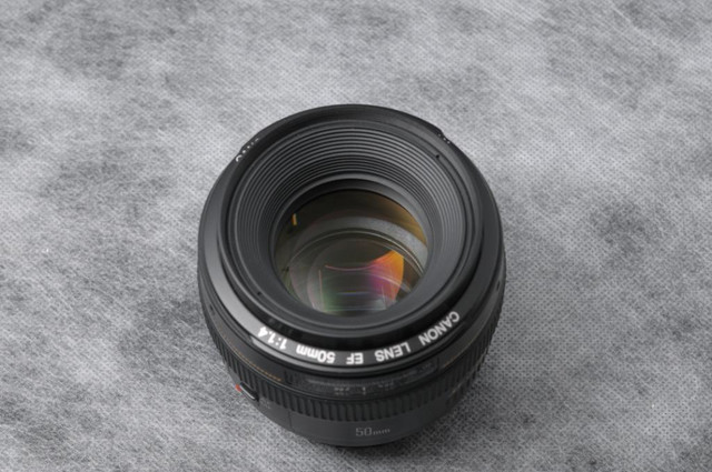 Canon EF 50mm F/1.4 USM ULTRASONIC Lens- Used (ID: 1634)  BJ Photo- Since 1984 in Cameras & Camcorders - Image 3