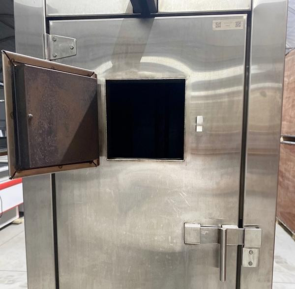 USED Natural Gas Pig Roaster FOR01667 in Industrial Kitchen Supplies - Image 2