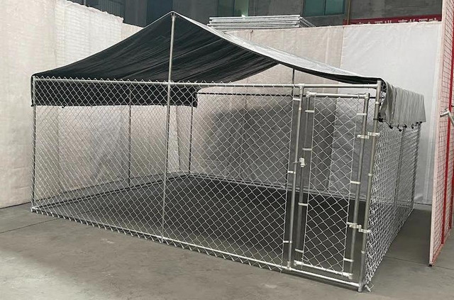 NEW 13 FT X 13 FT CHAIN LINK DOG ANIMAL CAGE COMPOUND KENNEL & ROOF COVER 1010201 in Accessories in Regina