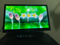 Used 24 Furron LED TV with HDMI (1080)for Sale, Can Deliver