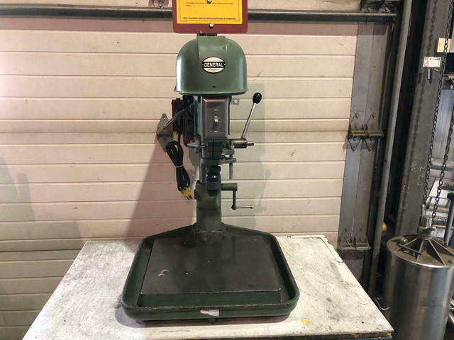 Perceuse à colonne industrielle General model 340 -- Industrial model 340 General press drill in Other Business & Industrial in West Island - Image 2