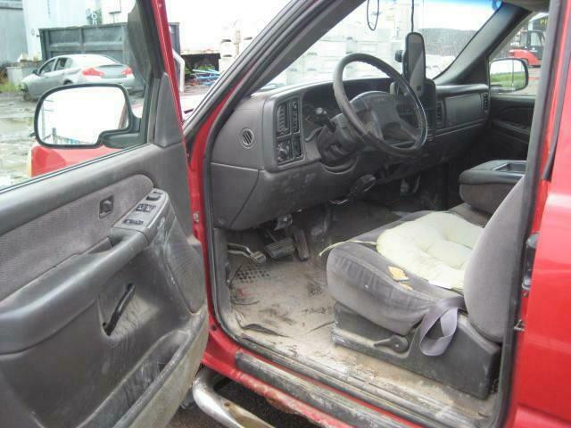 2003 Gmc Sierra 1500 Pour Piece#Part out in Auto Body Parts in Québec - Image 4
